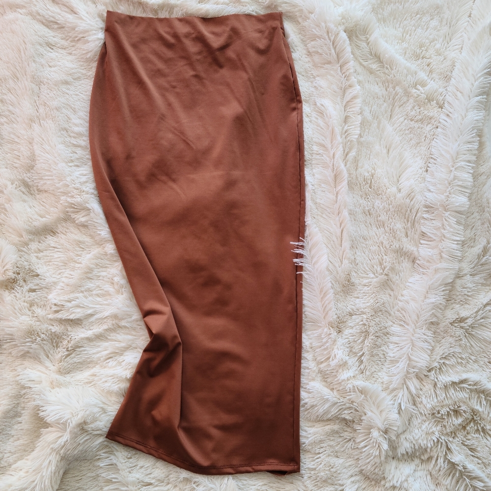 Satin like midi skirt